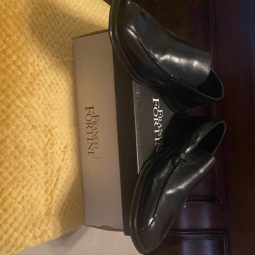 Black men’s shoes